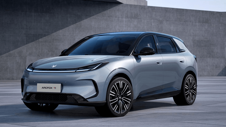 極狐T1官圖曝光,超高顏值+越級軸距,將下月預售