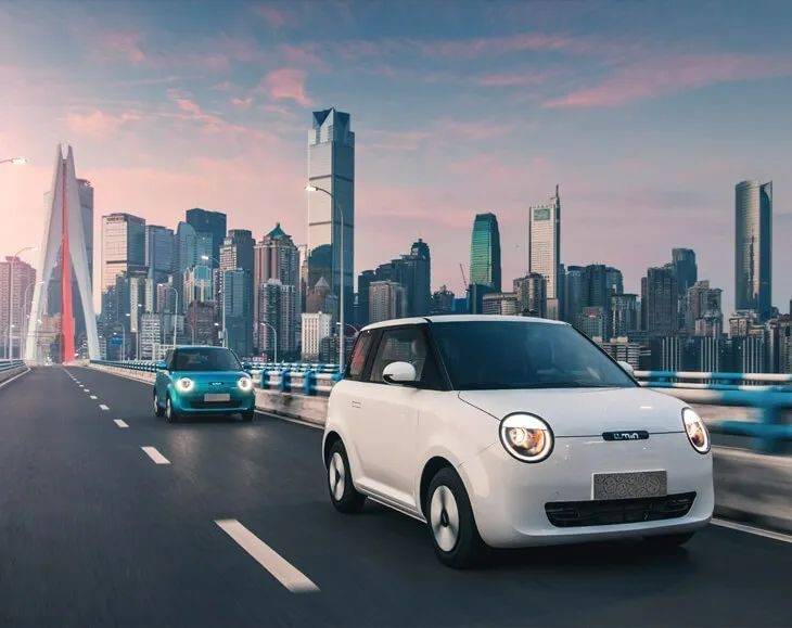 殺傷力爆棚的黑馬!2.49萬元起售的三款純電車型強在哪?