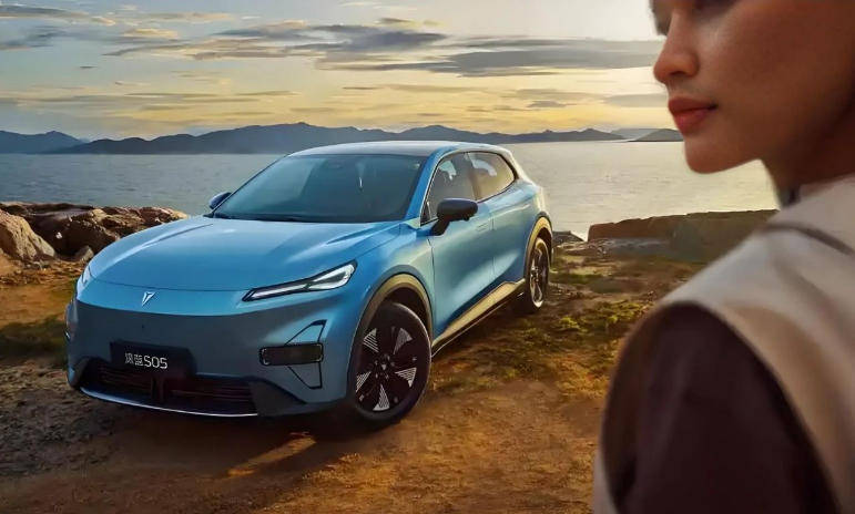 盈虧平衡點臨近,深藍“打樣”央企新能源轉型