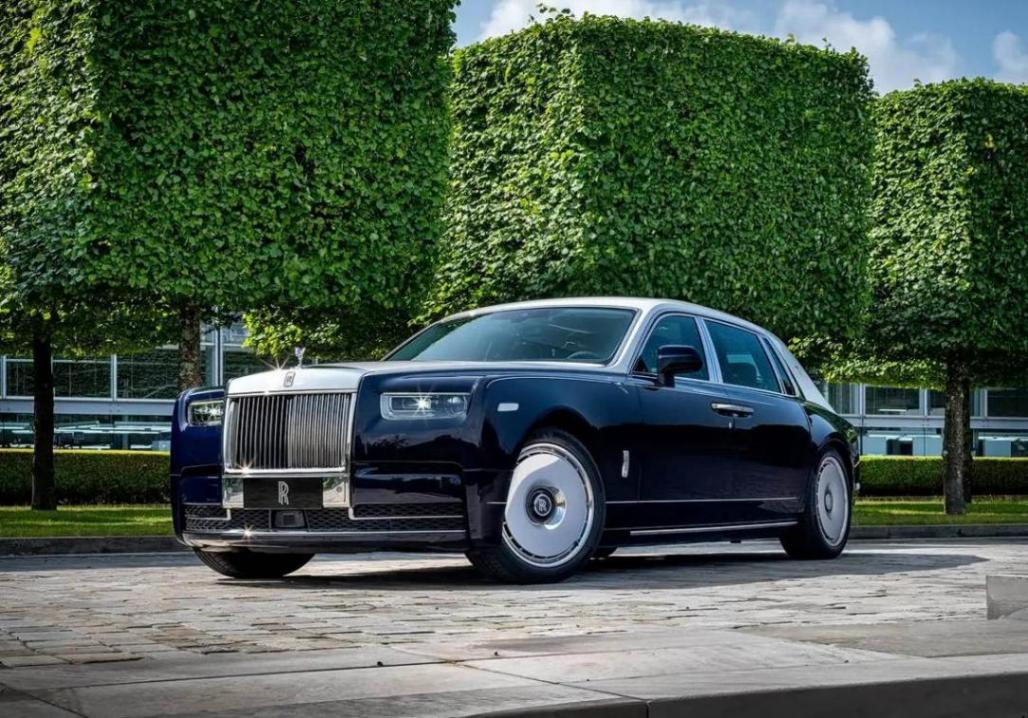 致敬敦煌壁畫的定制藝術 勞斯萊斯三款車型推出訂制版