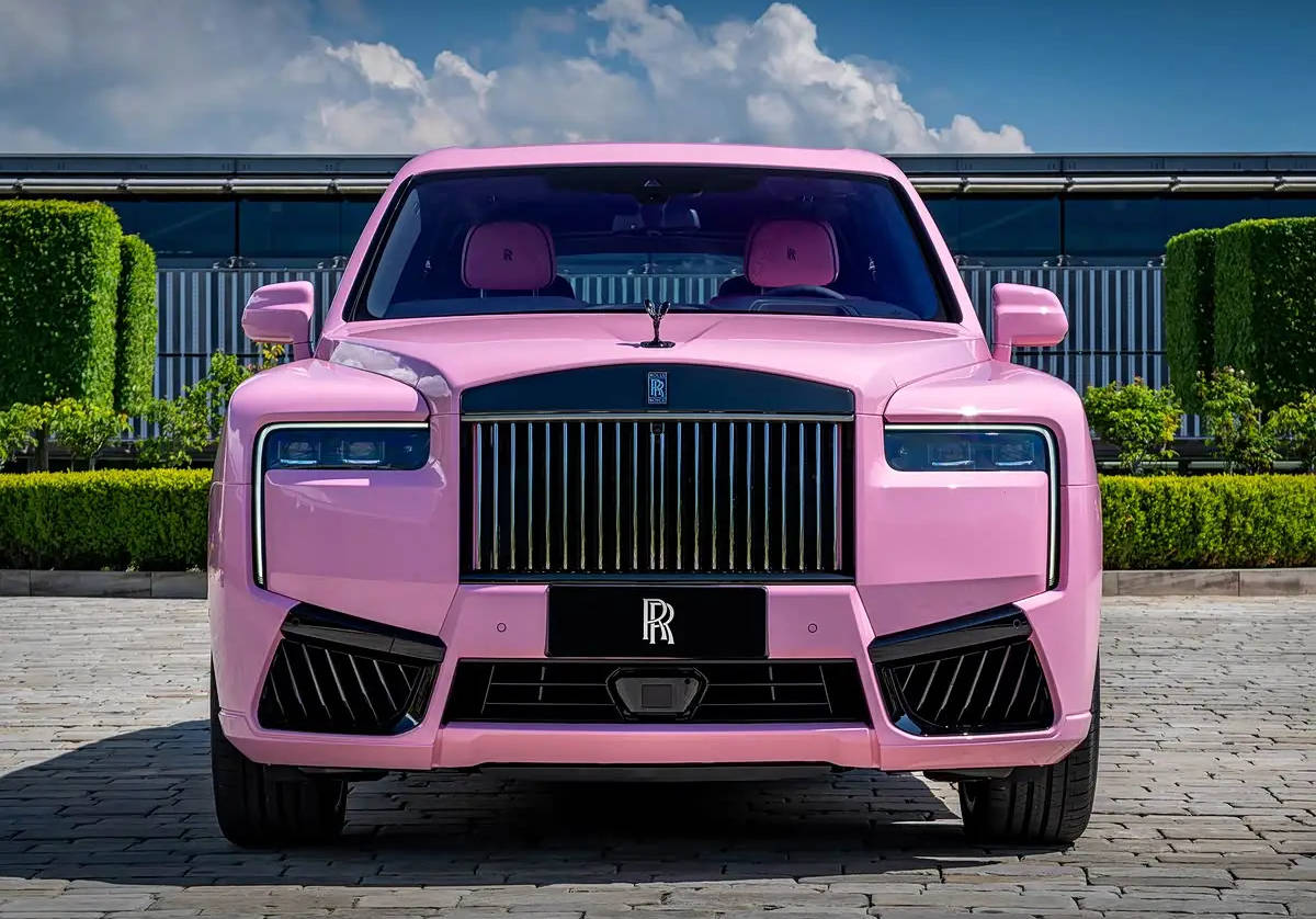 致敬敦煌壁畫的定制藝術 勞斯萊斯三款車型推出訂制版