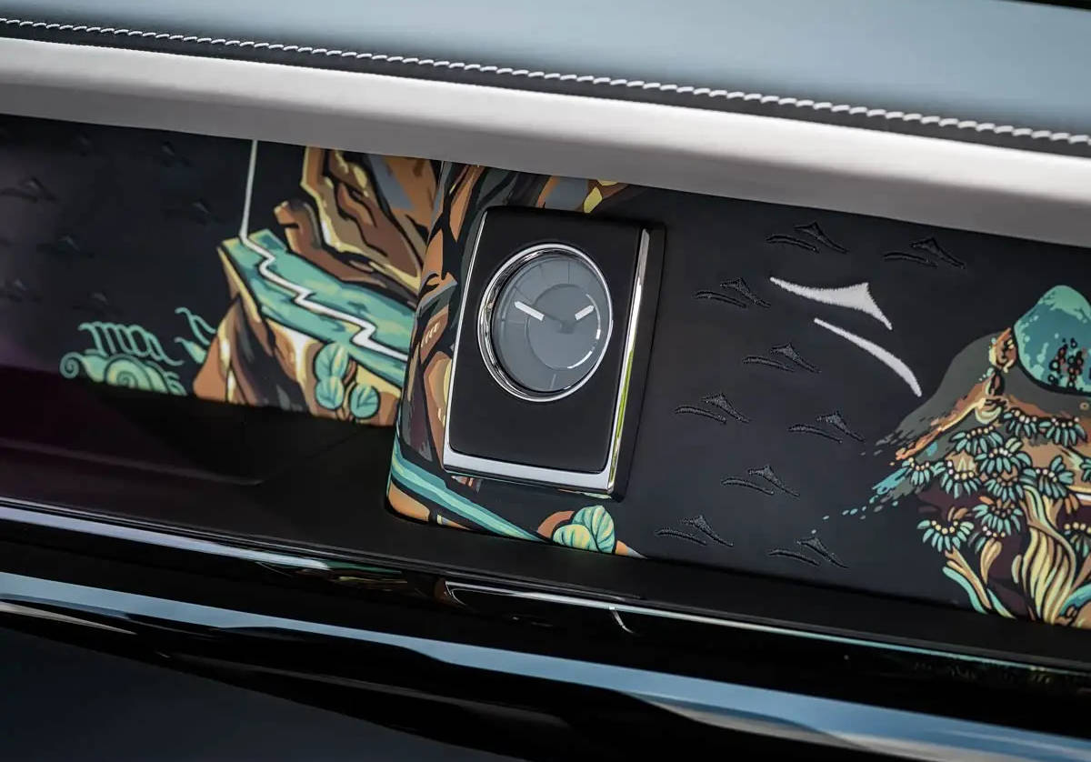 致敬敦煌壁畫的定制藝術 勞斯萊斯三款車型推出訂制版