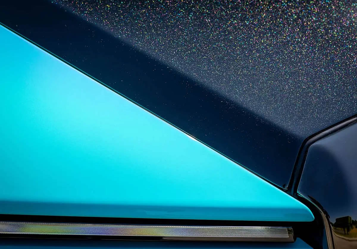 致敬敦煌壁畫的定制藝術 勞斯萊斯三款車型推出訂制版