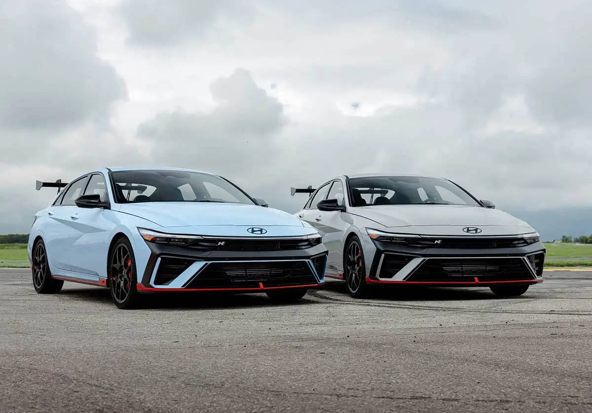 6速手波可選/TCR合法上路 現代伊蘭特 N TCR版官圖發布