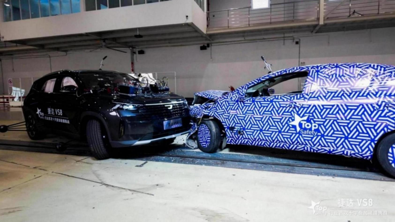 捷達VS8 硬扛超嚴苛碰撞Top safety“十字夾擊”挑戰成功