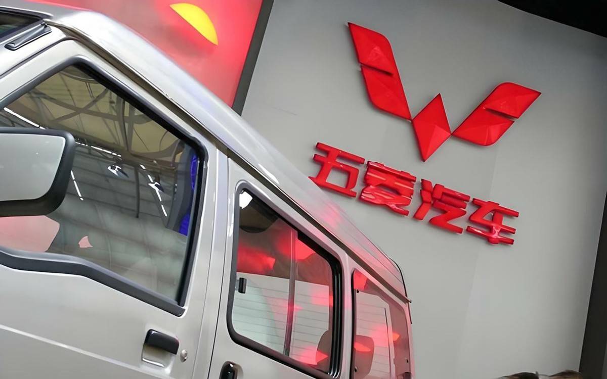 人民的第一臺MPV來了!五菱星光730將上市,提供多種動力可選