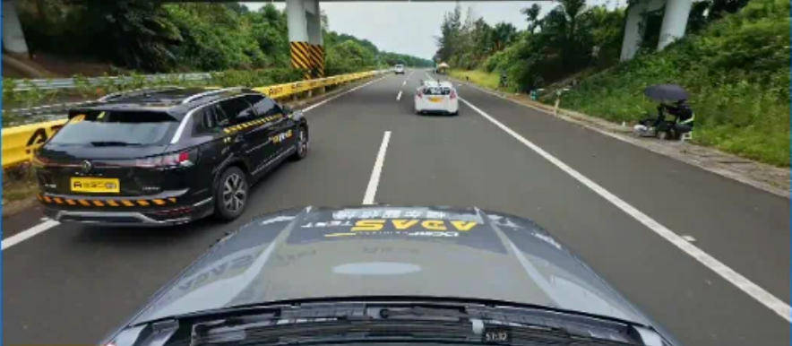 PPT戰(zhàn)神集體翻車,智駕測試憑什么特斯拉拿第一