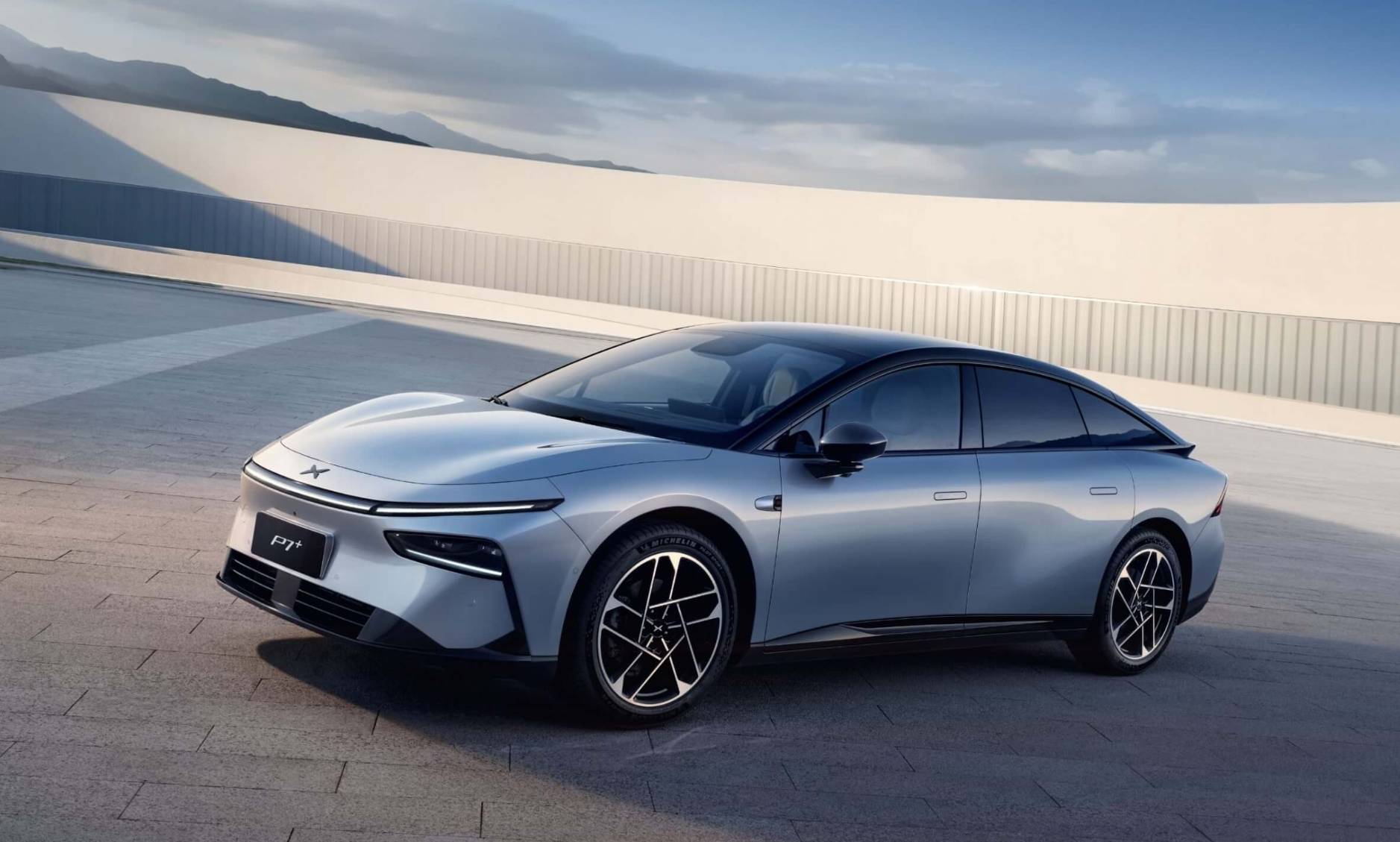 中大型車市場變天了 6月銷量榜單 僅四款銷量過萬 寶馬5系第三