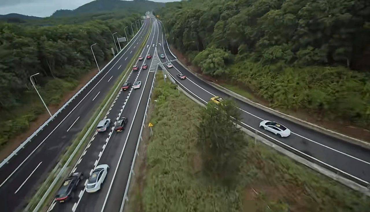 懂車帝智駕測試并非官方行為,而是一場商業營銷