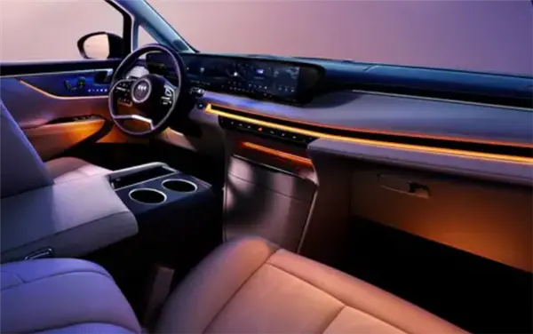 新款別克GL8陸尊PHEV內飾曝光:升級環抱式后排座椅加熱 新款別克GL8陸尊PHEV內飾曝光:升級環抱式后排座椅加熱