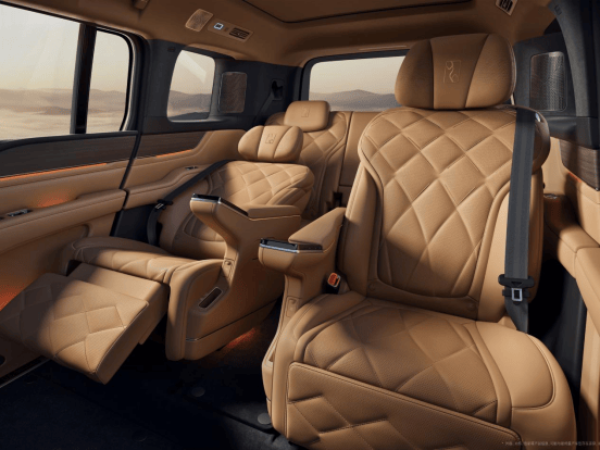 預售價130萬 仰望U8L鼎世版的加長藏著哪些獨到之處?