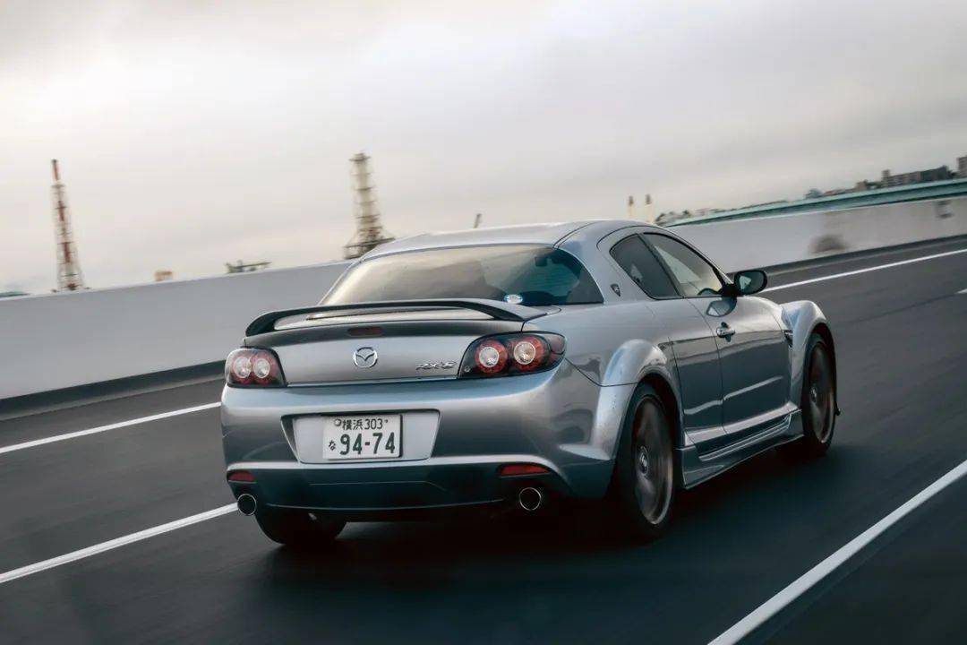 轉(zhuǎn)子絕唱,對開門下的駕駛革命