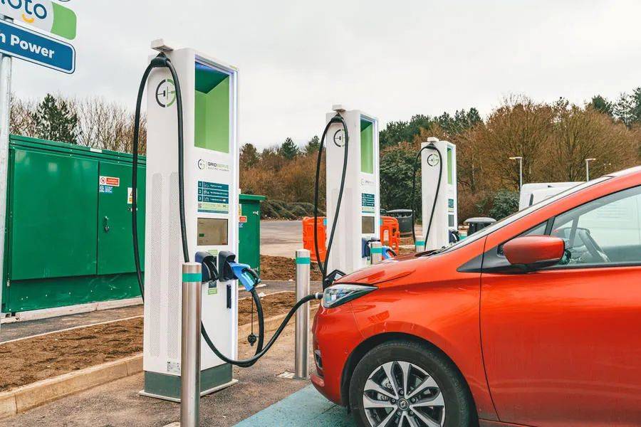 歐美“廣義混動”強勢續命,內燃機又雙叒活過來了?