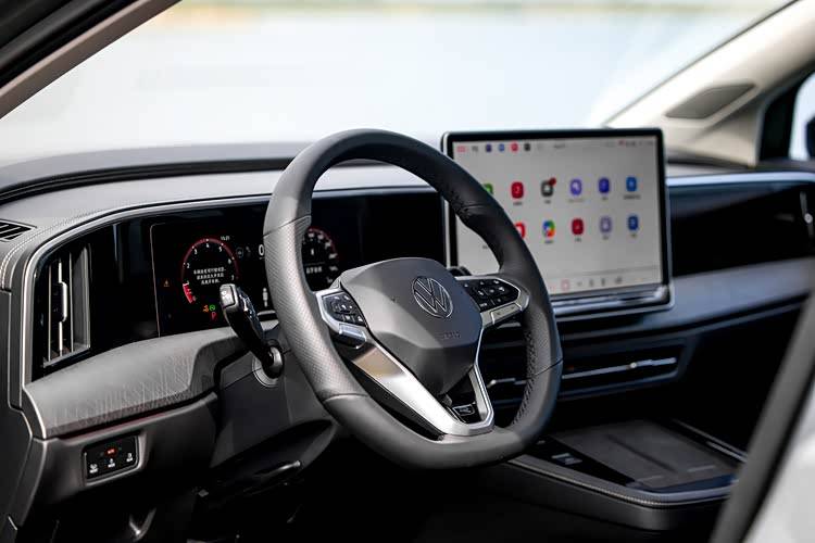 一汽-大眾全新攬境上市 推出兩款車型,售26.99萬(wàn)元和29.99萬(wàn)元