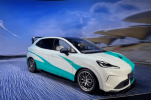 海豚迎新對手!全新MG4預售7.38萬元起,MG品牌上手就扔王炸