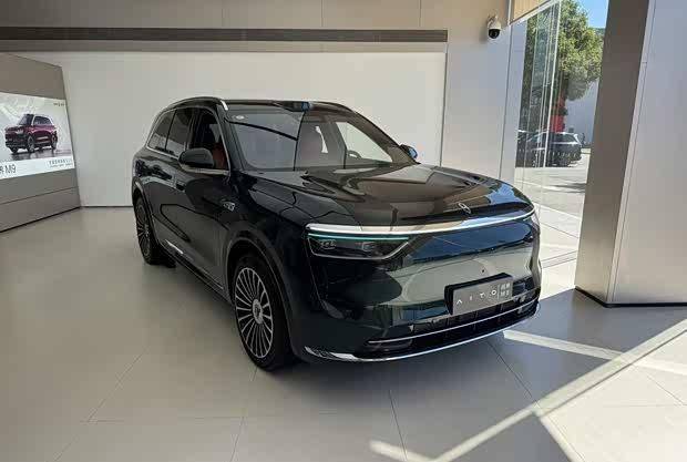 理想 樂道 問界大PK:三排座SUV為何成爆款?重磅新車即將登場!