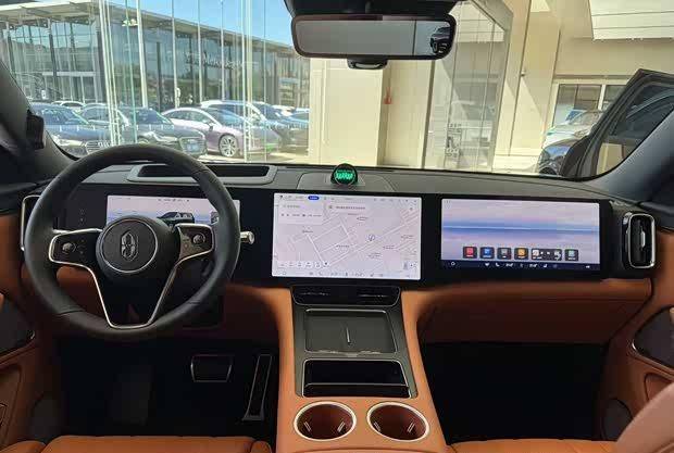 理想 樂道 問界大PK:三排座SUV為何成爆款?重磅新車即將登場!