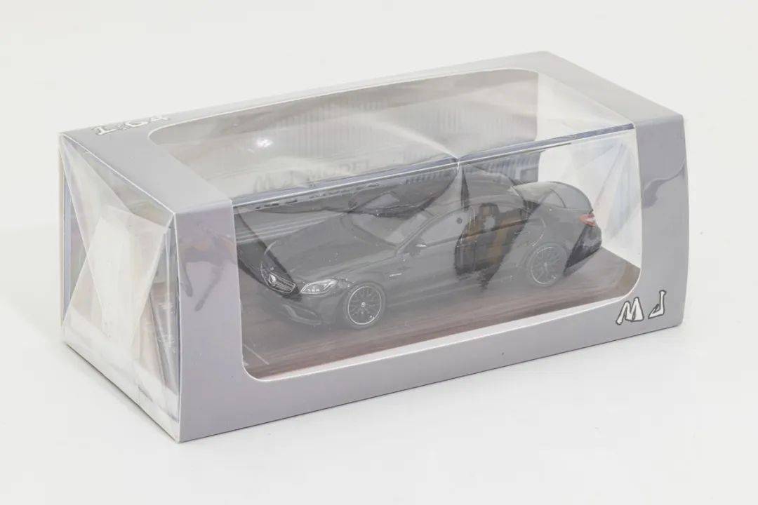 極致的優雅+爆操的性能,試玩MJ奔馳CLS63 AMG