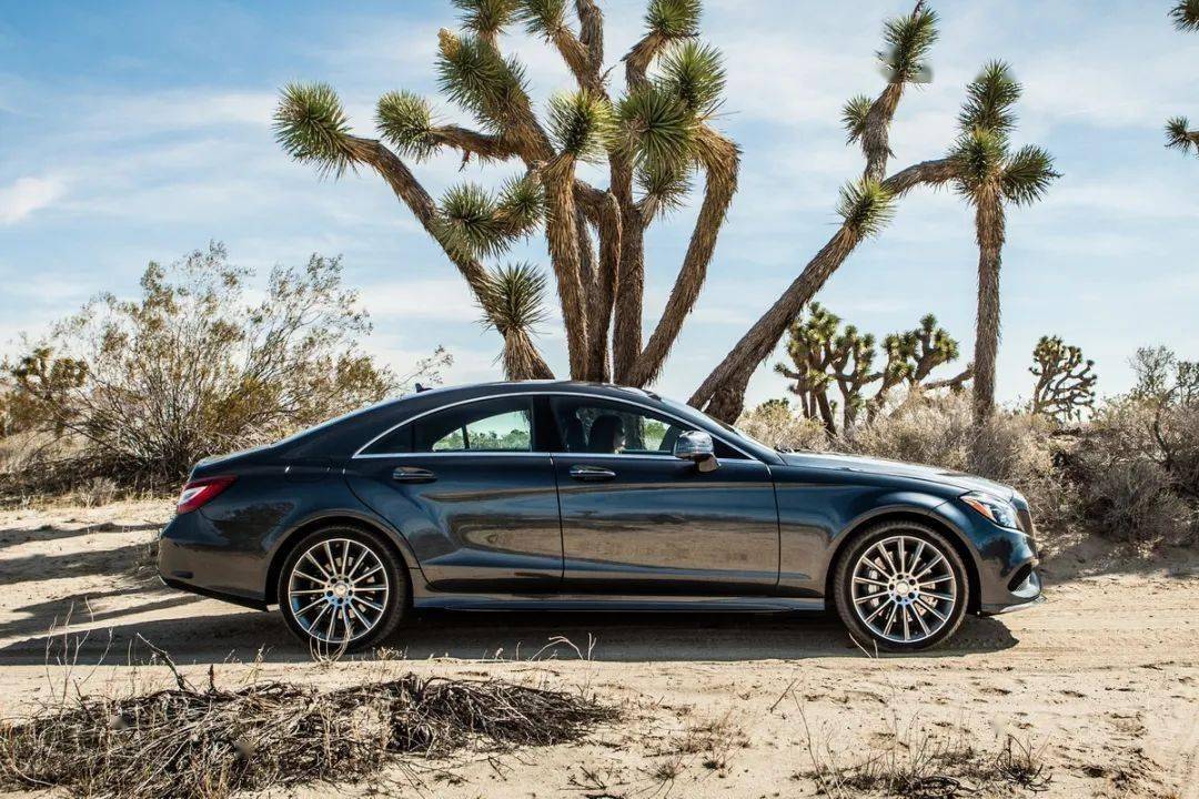極致的優雅+爆操的性能,試玩MJ奔馳CLS63 AMG