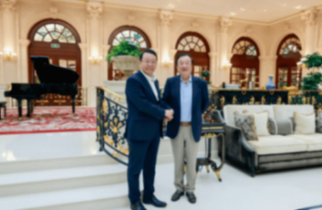 華望來了,昊鉑也該重新定位了