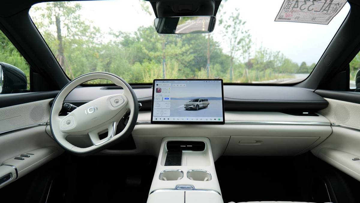 新秀挑戰(zhàn)老將,長(zhǎng)安啟源Q07對(duì)比宋PLUS DM-i,買新買舊?