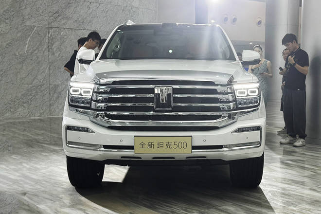 長城坦克品類越玩越野 全新坦克500演繹硬越野與智能化鐵漢柔情