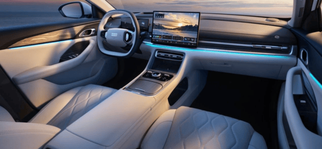 汽車行業哀嚎遍野,吉利銀河銷量卻翻兩番,它是怎么做到的?