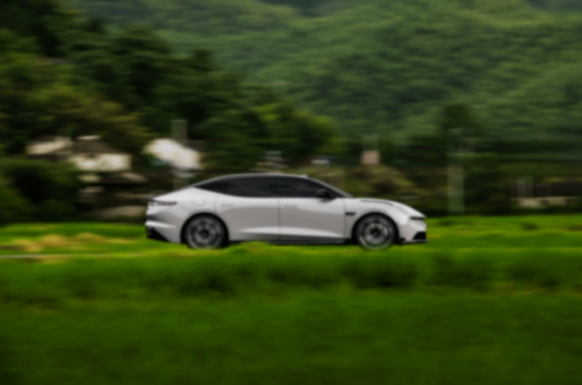 5秒破百+4.2L油耗,領克EM-P AI電混2.0開啟技術突圍