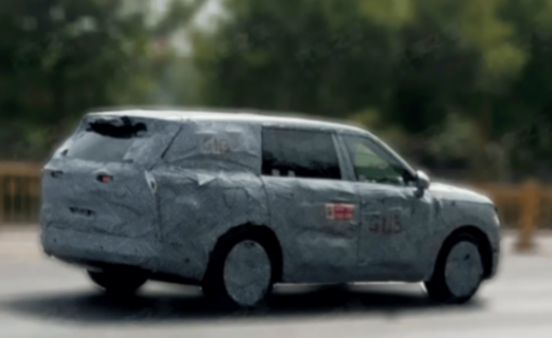 小鵬全新大型SUV諜照!增程動力,純電續航430km,800V架構5C快充