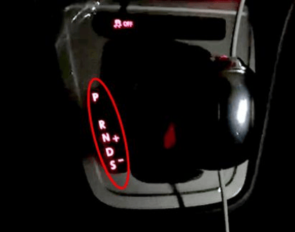 大眾朗逸儀表顯示屏偶發不顯示擋位信息