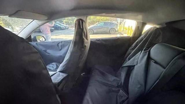 Model Y會通吃15-35萬市場?特斯拉的第一波反擊來了