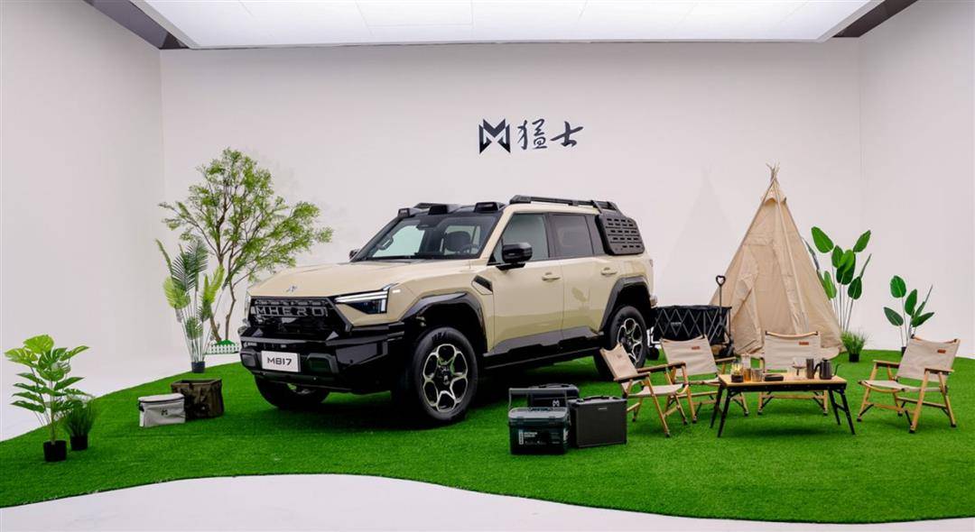 當硬派SUV遇到全棧華為滿配,猛士M817售31.99萬元起