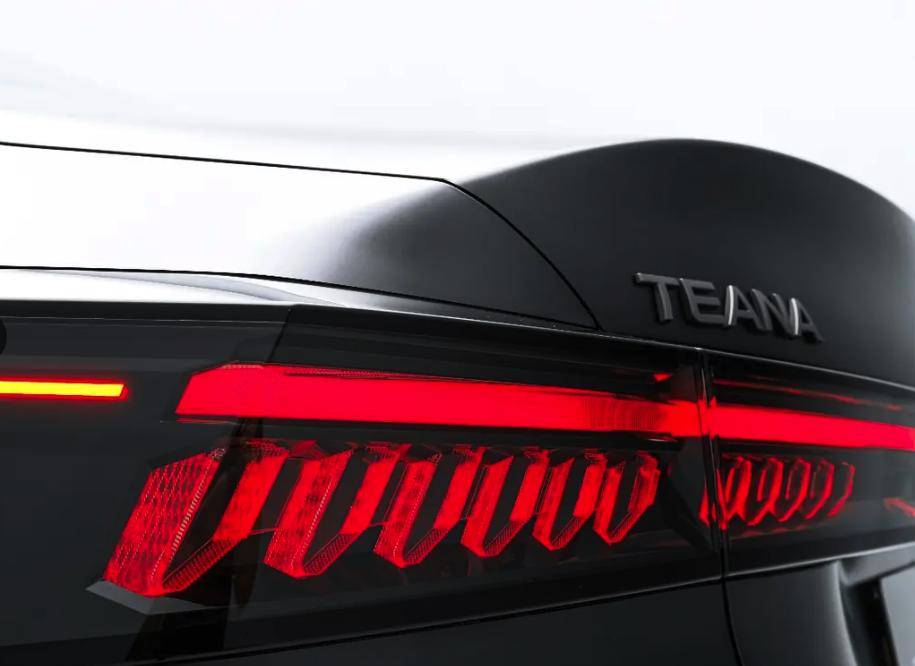 合資燃油車出新款:天籟PLUS 將年底上市,搭 2.0L/2.0T 動力