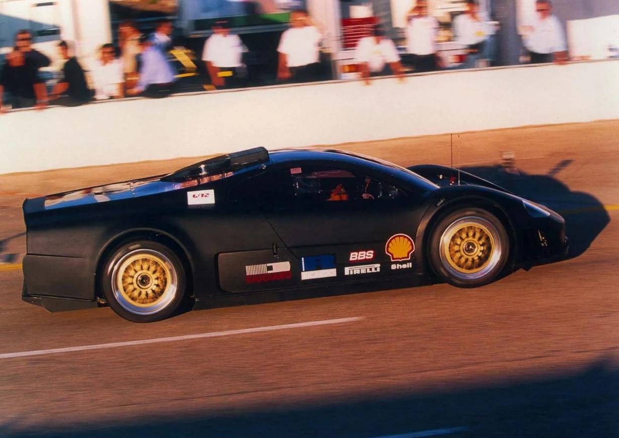 電動(dòng)車(chē)流行24小時(shí)耐力測(cè)試,大眾也曾做過(guò),平均車(chē)速322km/h