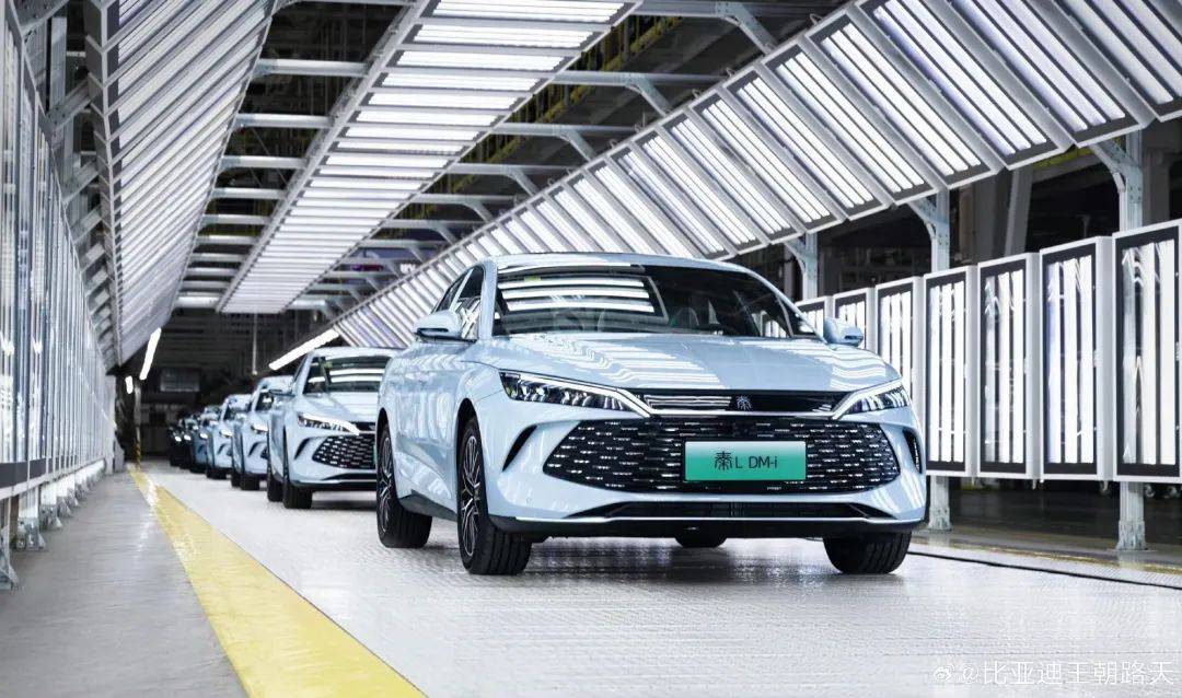 標注45L,卻可加60L?為何插混車的油箱實際容量會比官宣的大?