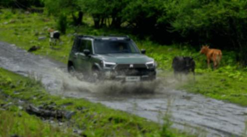 對(duì)話尤崢、靳玉志、曹東杰:智能越野第一車,猛士817有何與眾不同?