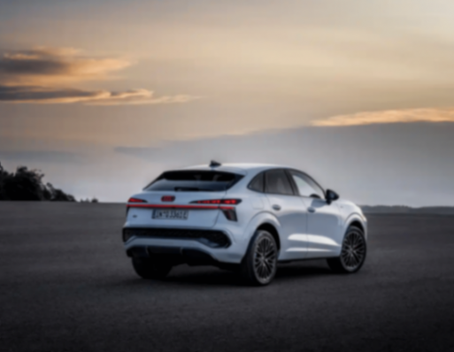 奧迪又一 “王炸” 來襲!動感車身 + 全新燈光技術,要火的節奏