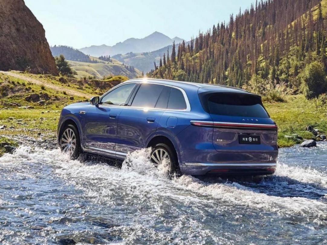 新款問(wèn)界 M7 將于 9 月 23 日正式上市!采用最新設(shè)計(jì),網(wǎng)友:不火都難