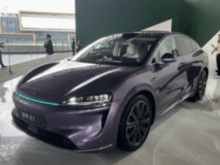 問(wèn)界M8 EV 智界R7、S7齊上市 鴻蒙智行發(fā)布多款新品