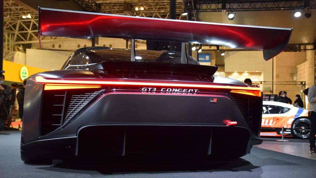 Lexus正在醞釀一臺(tái)全新超跑,它的代號(hào)已經(jīng)逐漸清晰,那就是LFR