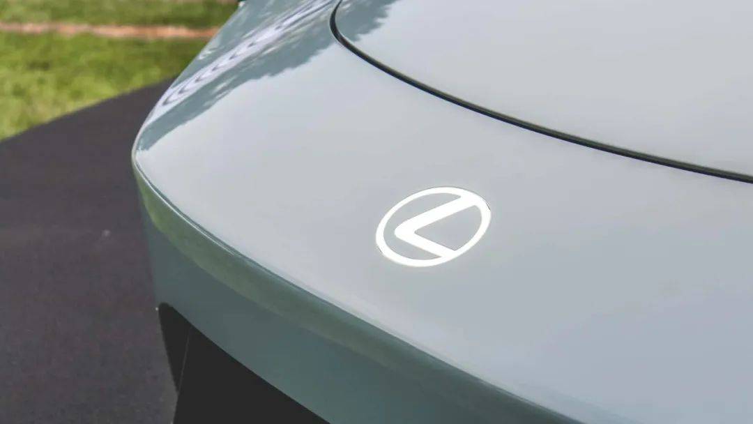 Lexus正在醞釀一臺(tái)全新超跑,它的代號(hào)已經(jīng)逐漸清晰,那就是LFR