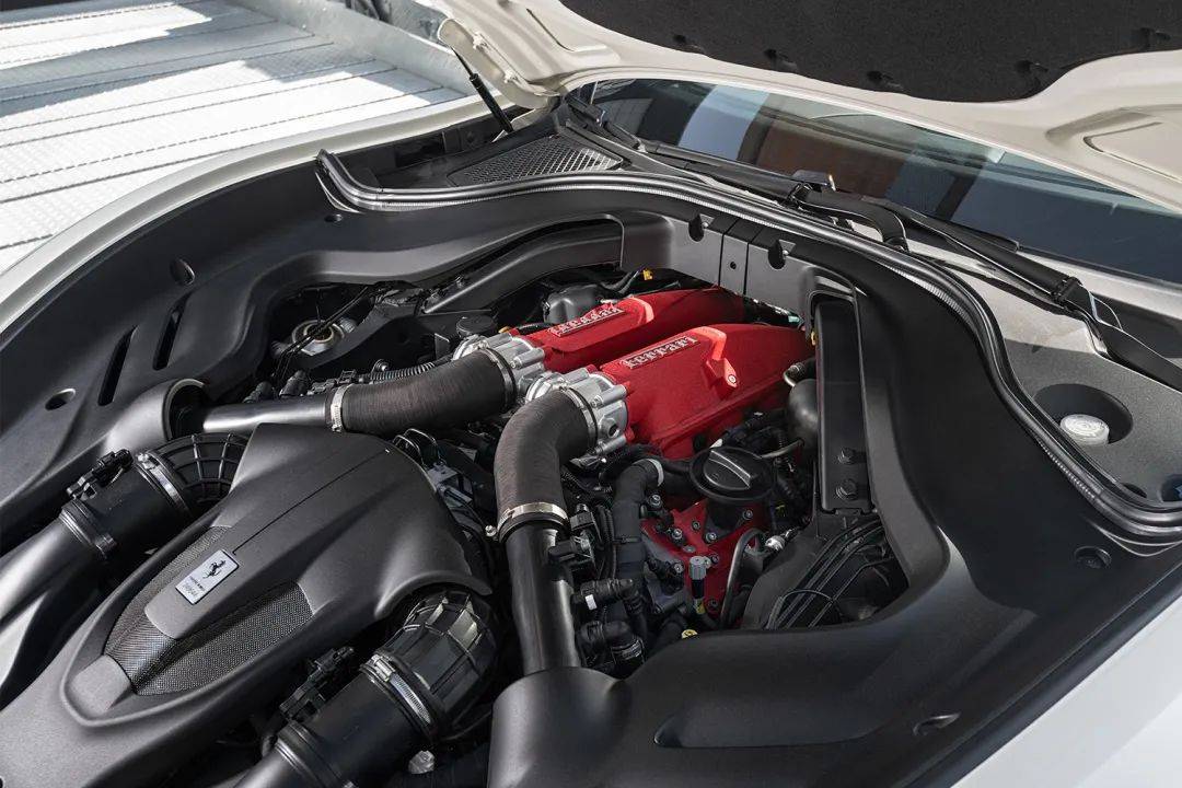 Lexus正在醞釀一臺(tái)全新超跑,它的代號(hào)已經(jīng)逐漸清晰,那就是LFR