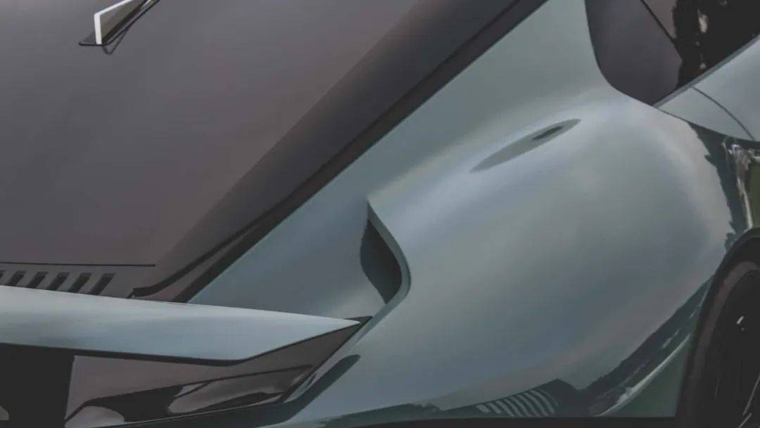 Lexus正在醞釀一臺(tái)全新超跑,它的代號(hào)已經(jīng)逐漸清晰,那就是LFR