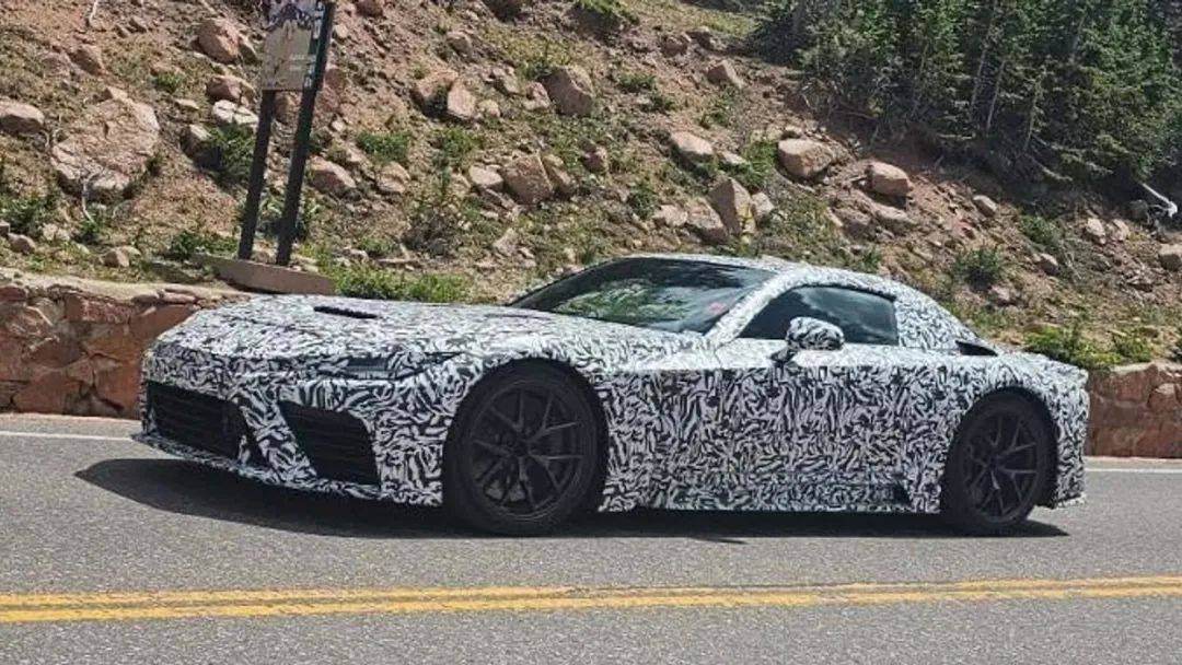 Lexus正在醞釀一臺(tái)全新超跑,它的代號(hào)已經(jīng)逐漸清晰,那就是LFR