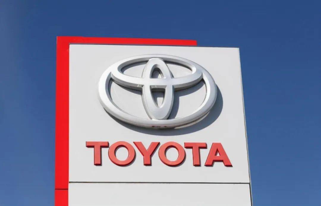 控制豐田埃爾法加價的幕后到底是誰