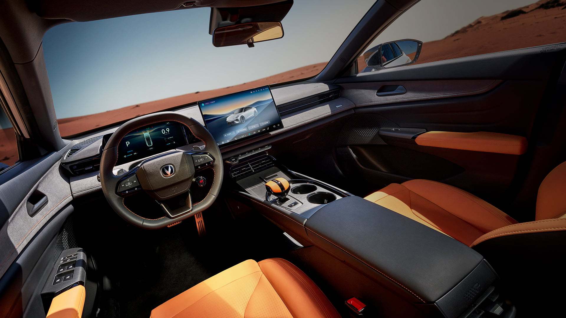 官方優惠之外還有的聊 探店體驗長安第三代UNI-V