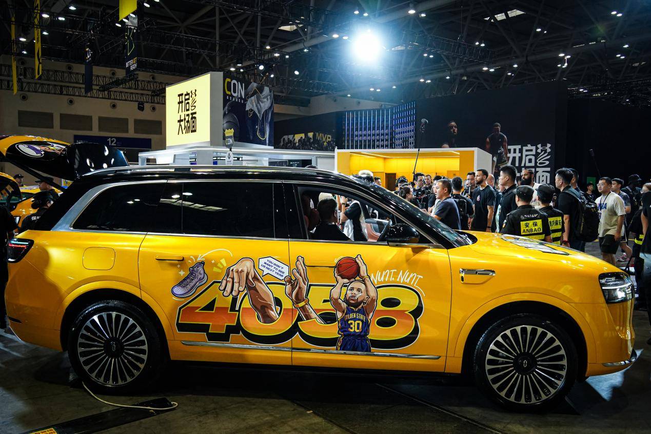 問界M9與庫里的雙向奔赴,一次對(duì)“更好”的再詮釋