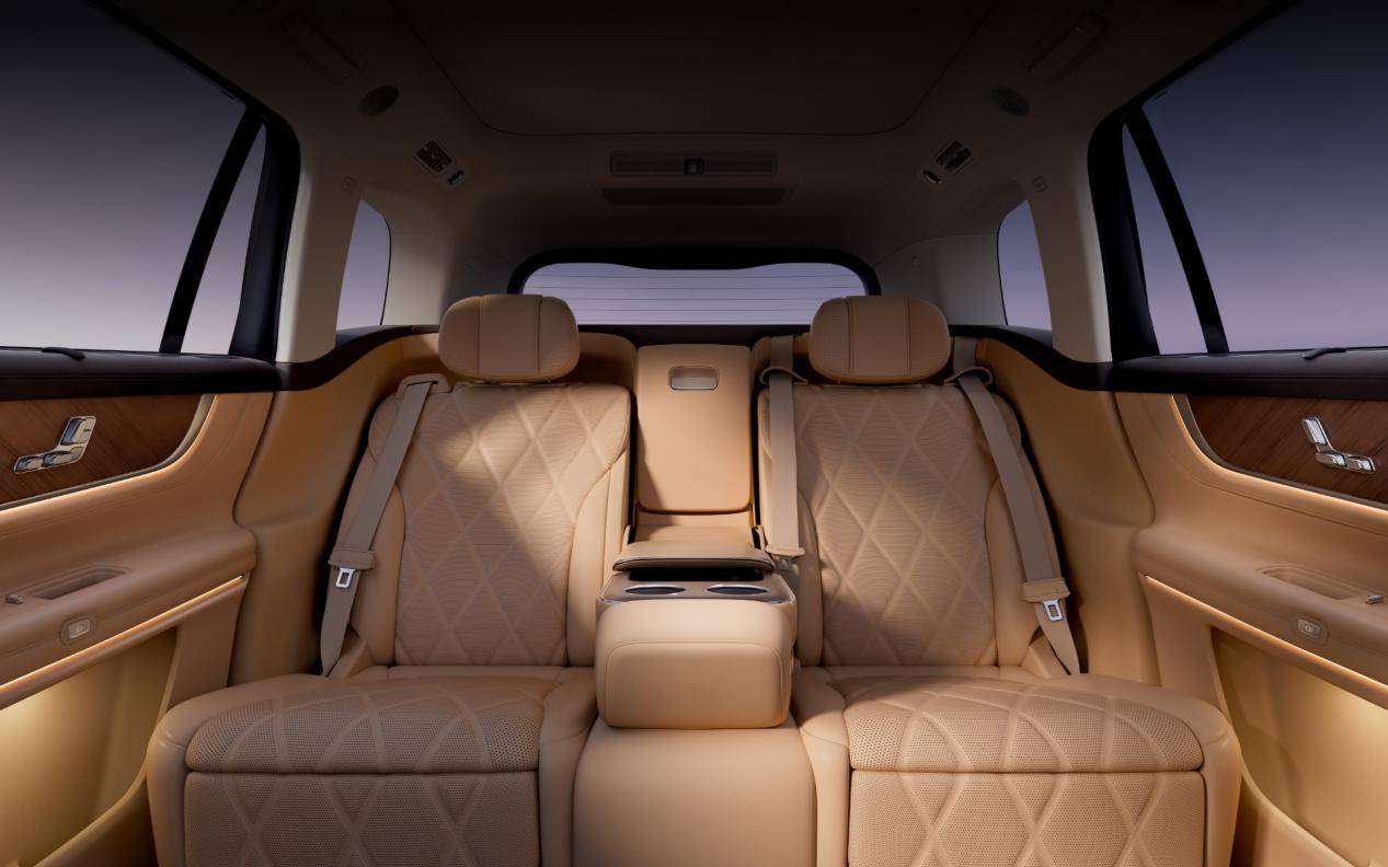 問界M9與庫里的雙向奔赴,一次對(duì)“更好”的再詮釋