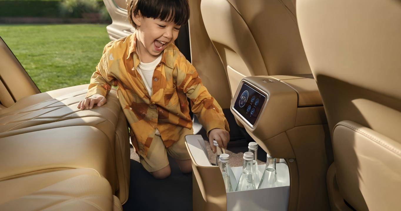 問界M9與庫里的雙向奔赴,一次對(duì)“更好”的再詮釋