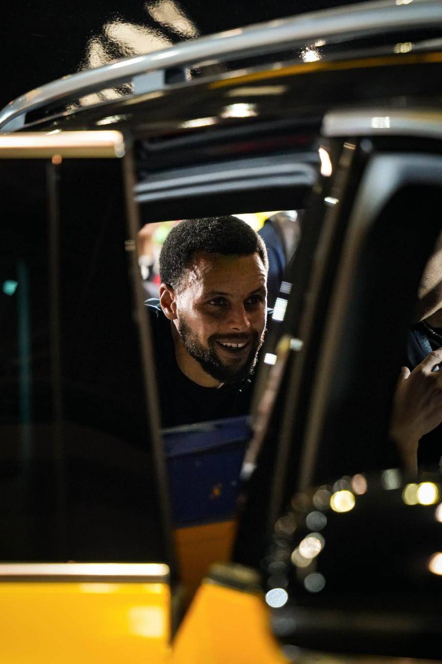 問界M9與庫里的雙向奔赴,一次對(duì)“更好”的再詮釋